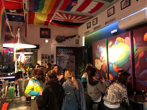 bar gay en sevilla|8 mejores BARES GAY en Sevilla